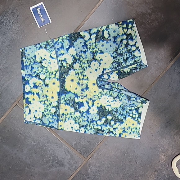 NWT aerie Offline Goals 3D 7" Inseam Bike Shorts in Blue Path Size Small - Picture 4 of 6